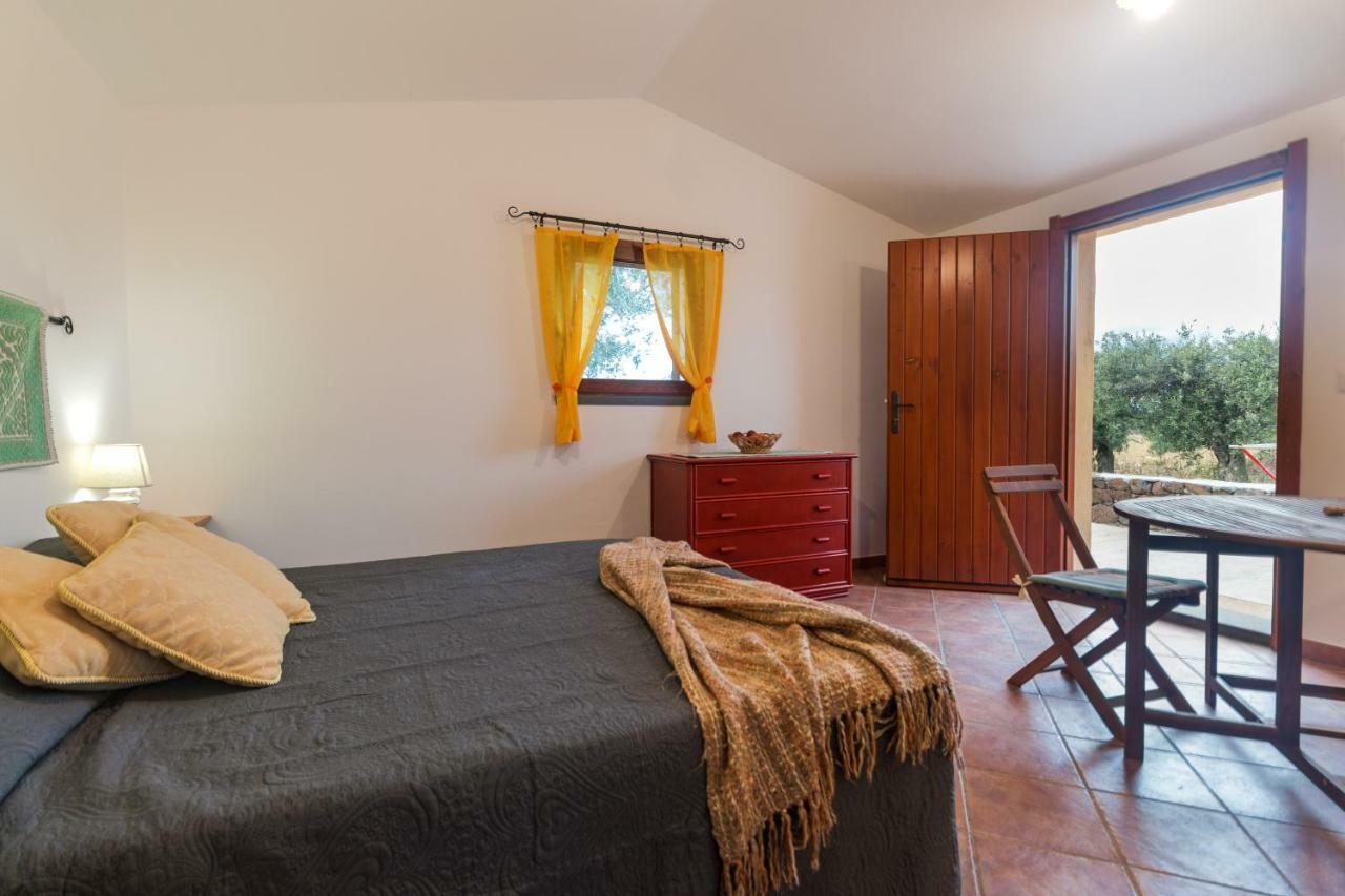 S'Ulumu Guest House Dorgali Ngoại thất bức ảnh